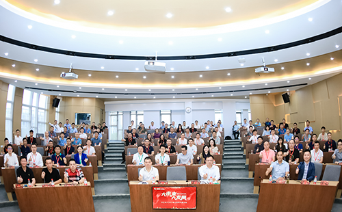 龙8官网登陆电气2021核心伙伴共赢大会隆重举行！